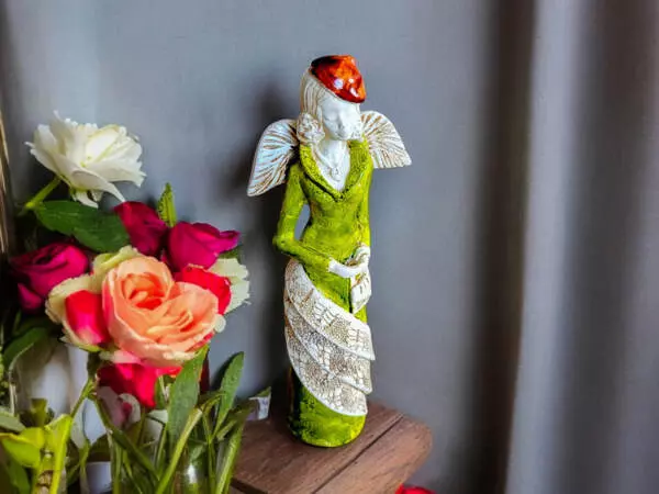 Angel Charlotte - yellow green -  32 x 15 cm decorative figurine 