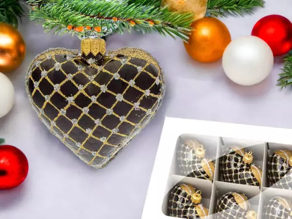 Set of hearts golden black -  8 x 7 cm glass christmas balls  6 pcs